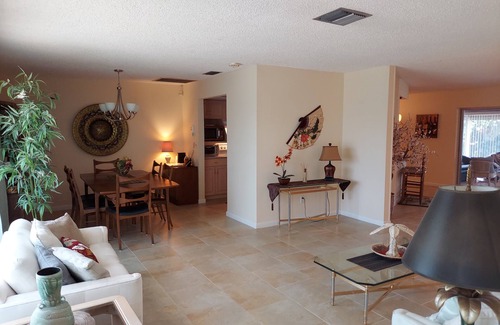 Edgewater House | QUAINT FLORIDA GETAWAY