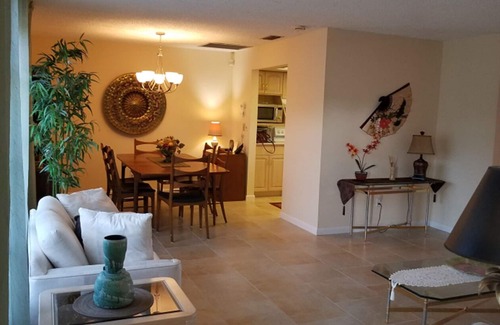 Edgewater House | QUAINT FLORIDA GETAWAY
