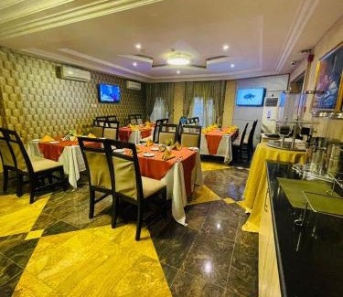 Utako Hotel | Qualibest Grand Hotels