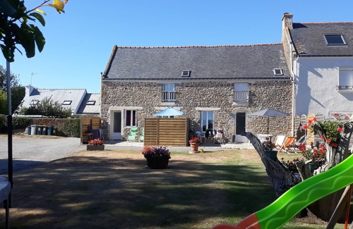 Riantec Cottage | Quality cottage in an old farmhouse