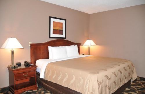 Pullman Hotel | Quality Inn Paradise Creek
