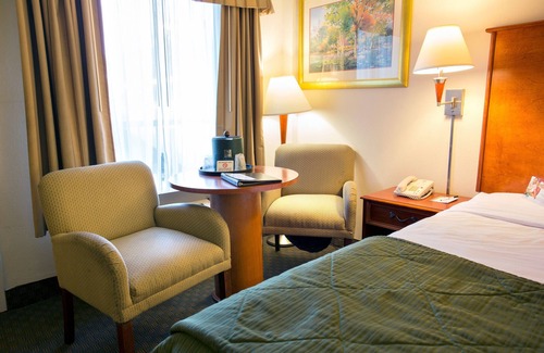 Historic District - North Hotel | Quality Inn Savannah Historic District