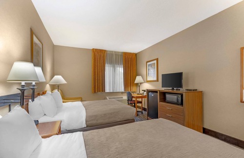 Fort Collins Hotel | Quality Inn & Suites Wellington - Fort Collins