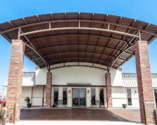 Chickasha Hotel | Quality Inn