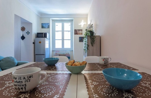 Historic Centre Apartment | Quartieri Central Home by WonderfulItaly