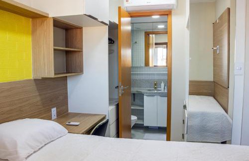 Armacao Apartment | Quarto e Sala para 4 ao lado Centro de Convenções