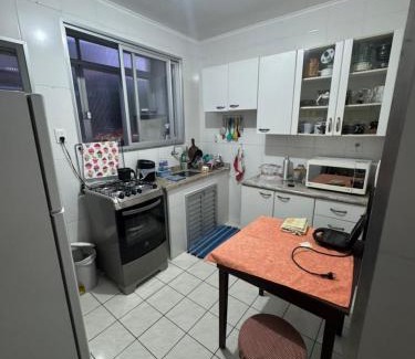 Centro House | Quarto Privado Com Ar Condicionado e Estacionamento