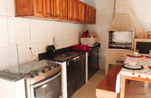 Atalaia House | Quartos na linda casa de Atalaia