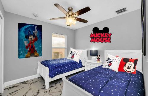 Sandy Ridge House | Queen Beds Private Pool Super Fast WIFI