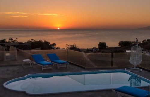 Karterados House | Queen of Santorini