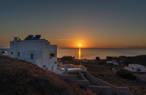 Karterados House | Queen of Santorini
