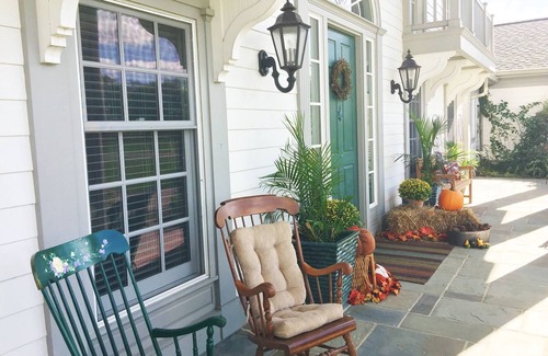 Georgetown House | Queenslake Mansion and Horse Farm