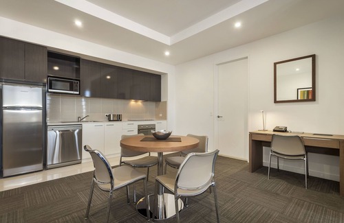 Adelaide Central Business District Apartment | Quest on Franklin