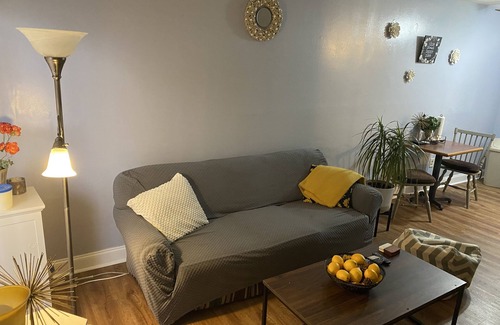Midtown Apartment | Quick getaway to Beale & downtown