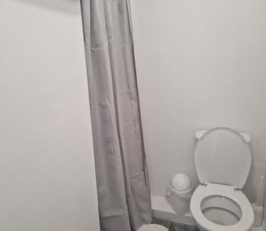 Cork Apartment | Quiet 1Br Retreat- Fast Internet- Walk-In Shower