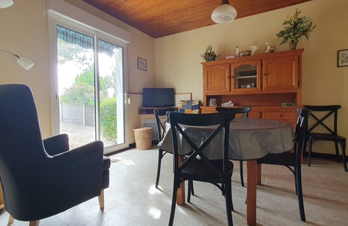 LʼAiguillon-sur-Mer House | Quiet and Charming Villa with Garden - Near Beach and Town Center