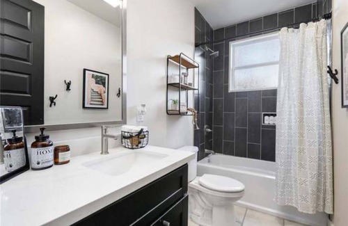 Saint Roch Apartment | Quiet and cozy apartment in the vibrant St Roch neighborhood.