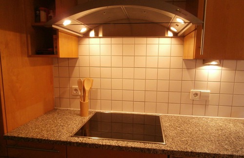 Moos Apartment | Quiet and green terrace apartment near the lake