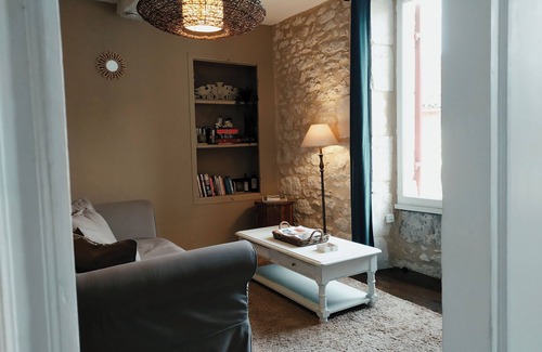 Eymet Apartment | Quiet Apartment in the centre of Eymet.