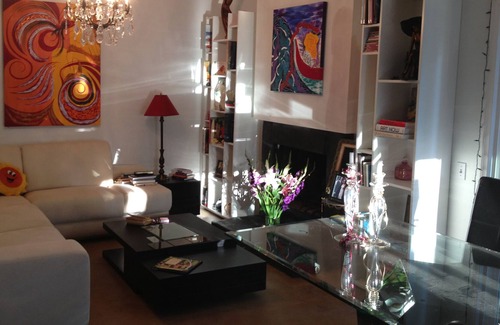 Thousand Oaks House | Quiet Artists' Retreat perfect for the family!