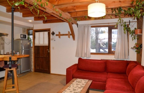San Carlos de Bariloche Cabin | Quiet cabin close to the center, with parking