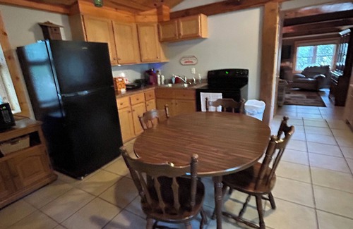 Redgranite Cabin | Quiet cabin in the woods just across from Pearl Lake.