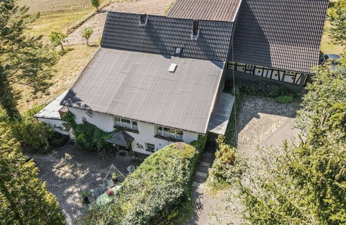 Niederlandenbeck Apartment | Quiet, cozy apartment in Menkhausen (Sauerland) close to the ski area