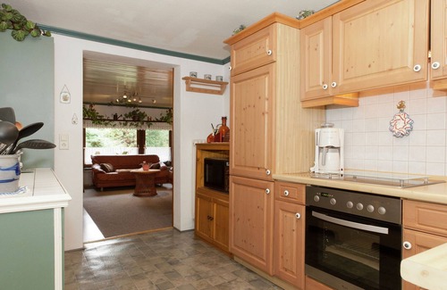 Niederlandenbeck Apartment | Quiet, cozy apartment in Menkhausen (Sauerland) close to the ski area