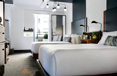 Tudor City Hotel | Quiet Escape in the City that Never Sleeps! Minutes to Empire State Building!