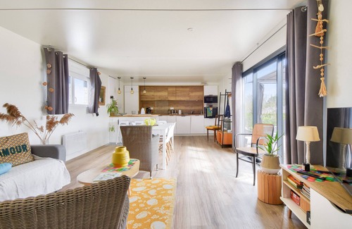 Bretignolles-sur-Mer Ski Chalet | Quiet estate with swimming pool - Chalet for 6