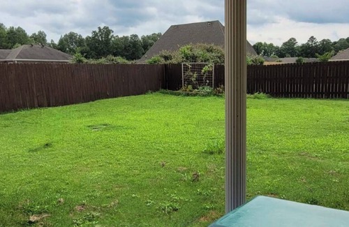 Oxford House | Quiet Family & Pet Friendly Home