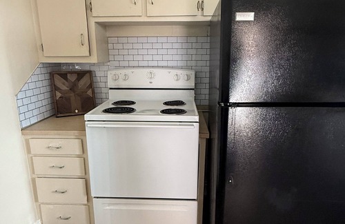 Vale Other | Quiet farmhouse with pasture in Vale