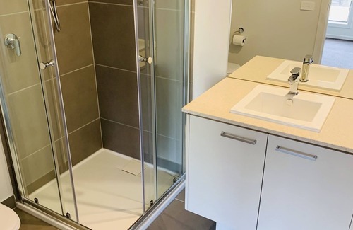 Charlemont House | Quiet getaway Surf-Coast & Geelong