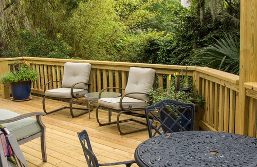 St. Simons Island Condo | Quiet, Great View of the Marsh, Free Wi-Fi!
