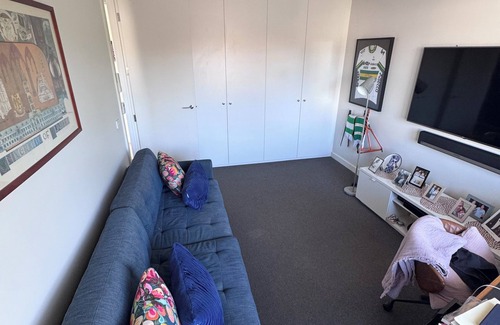 Prahran House | Quiet home within minutes to all the action.