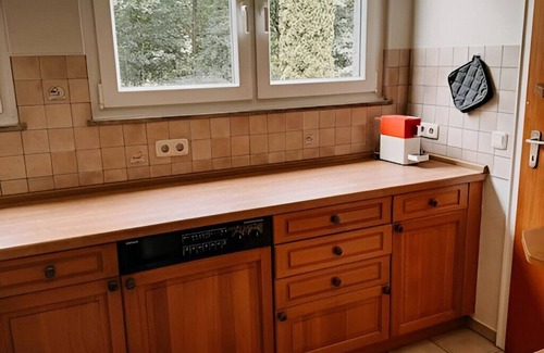 Frohnhausen Apartment | Quiet living between Essen and Mülheim. BÖEG