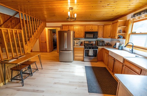 Wellston House | Quiet Private Cabin in the woods near fishing, hiking, skiing,ORV,snow trails