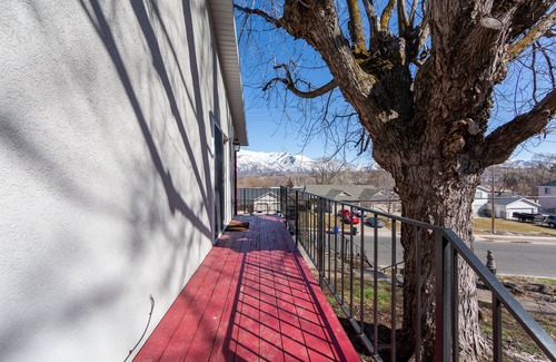 Riverdale House | Quiet, private, cozy home