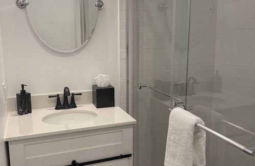 West Philadelphia Apartment | Quiet, Secluded, & Spacious efficiency apartment