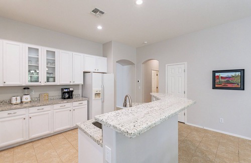 Sonoran Foothills House | Quiet Sonoran Foothills: Pet-Friendly, Basketball, Pickleball, Pool & Sleeps 8