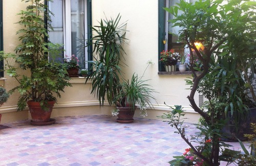 Plaisance Apartment | Quiet studio on courtyard Paris 14th near Montparnasse, 25 m2