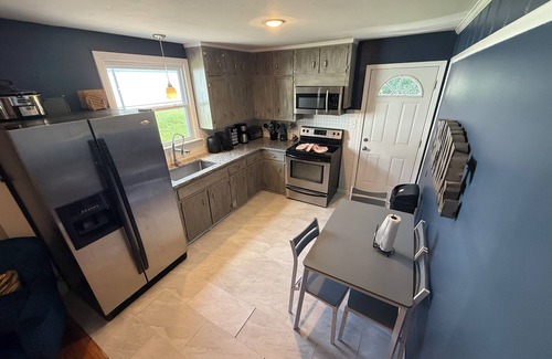 Nashville House | Quiet Suburban home 3BR 2baths Sleeps 10!