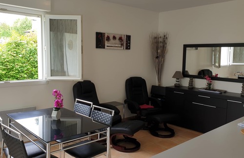 Cambo-les-Bains Apartment | Quiet T2 3* - near town center - ideal for curists and vacationers