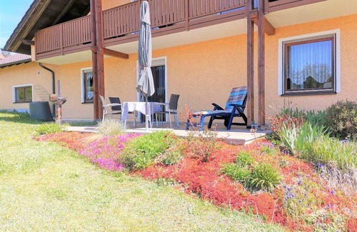 Thanstein Apartment | Quiet vacation apartment (100 sqm) with sunny terrace