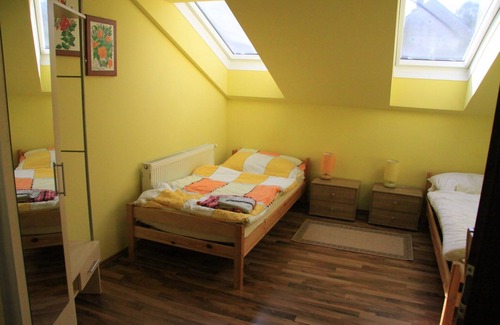 Kaumberg Apartment | Quiet vacation apartment with three double rooms