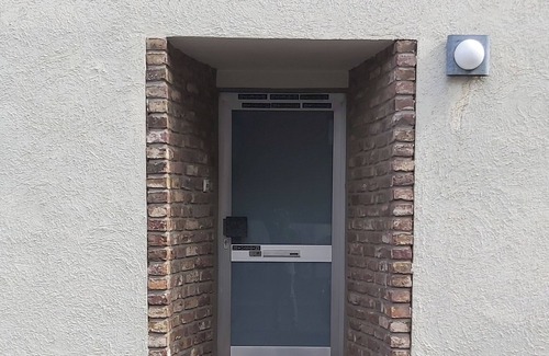 Rhein-Erft-Kreis District Apartment | Quiet vacation apartment near Cologne: Hürth, centrally located
