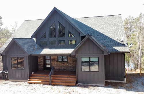 Nebo House | Quiet Waterfront Lake House with Private Dock