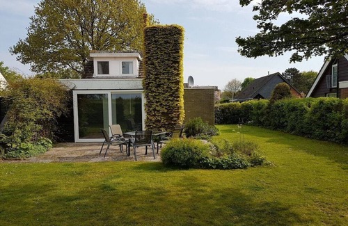 Bruinisse House | Quietly located holiday home in Zeeland