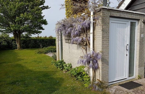 Bruinisse House | Quietly located holiday home in Zeeland