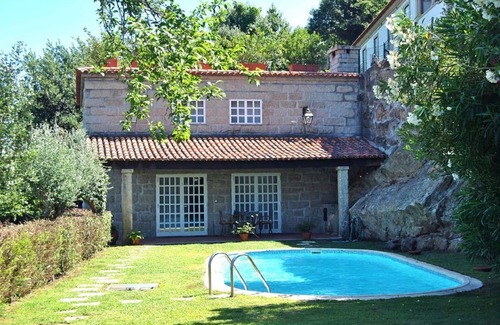 Cinfaes House | Quinta do Freixieiro - Swimming Pool House